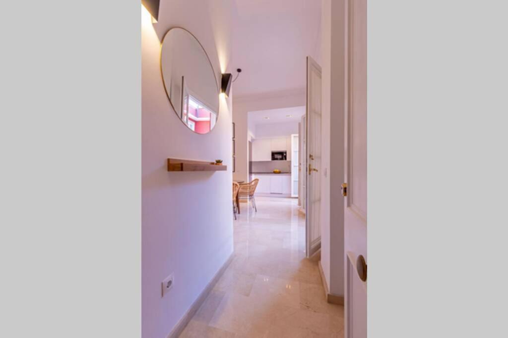 Mumu Luxury Suite Lirio Sevilha Exterior foto