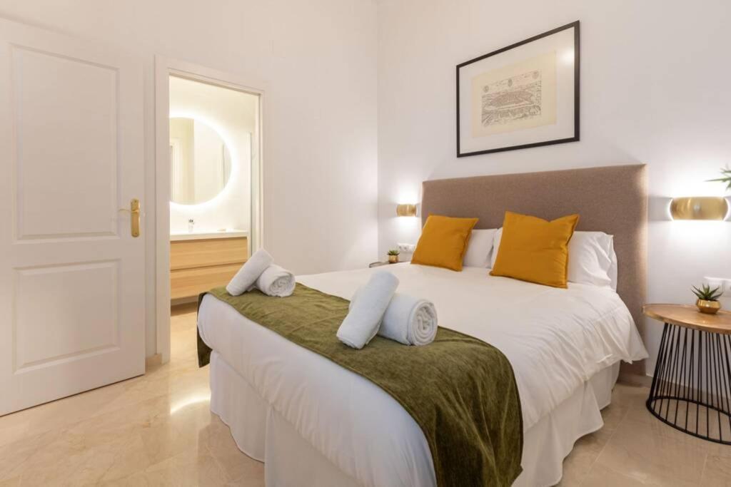 Mumu Luxury Suite Lirio Sevilha Exterior foto