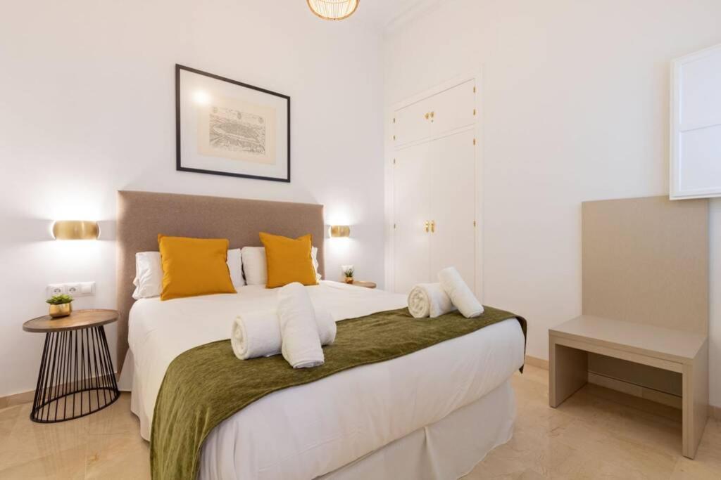 Mumu Luxury Suite Lirio Sevilha Exterior foto